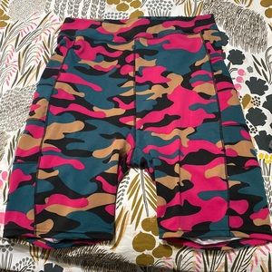 Camo bike shorts